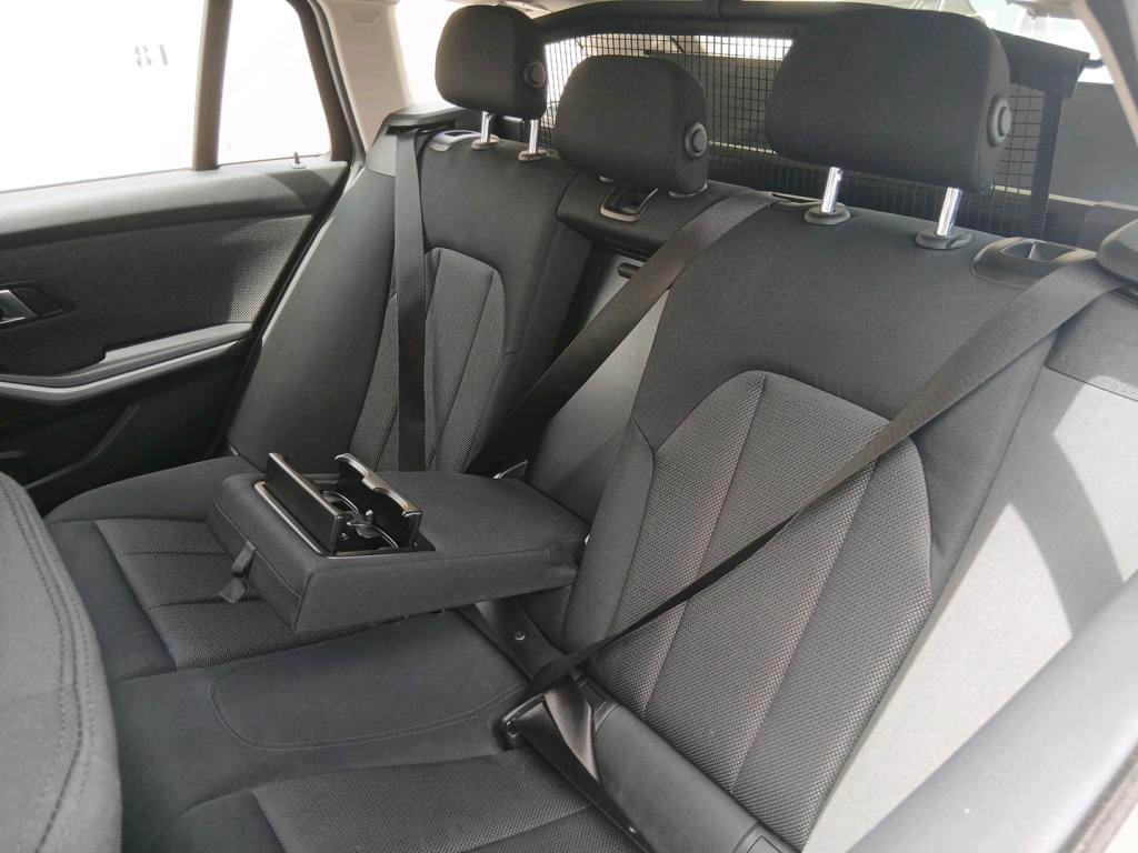 BMW 318d — fotografia 6