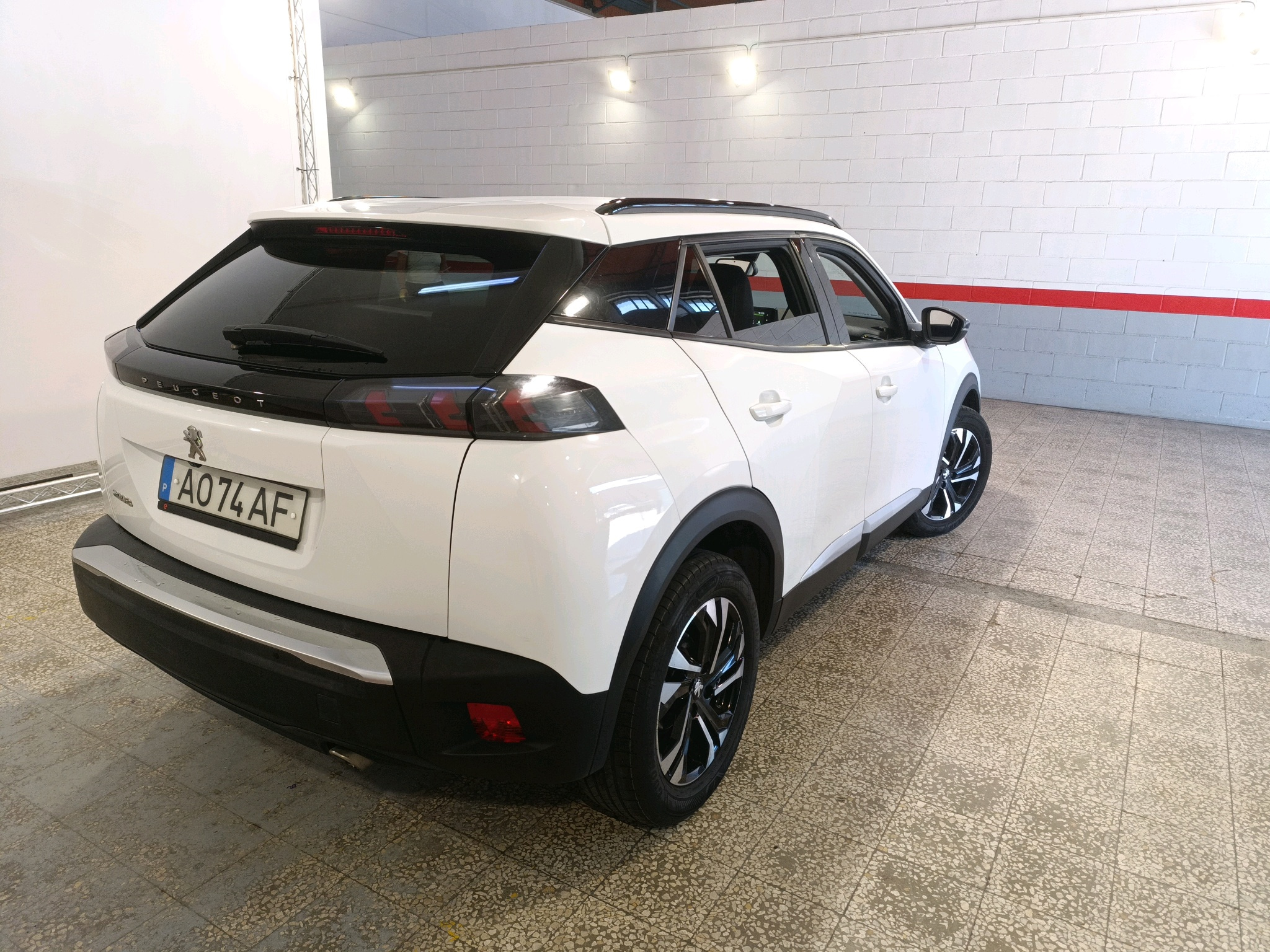Peugeot 2008 — fotografia 4