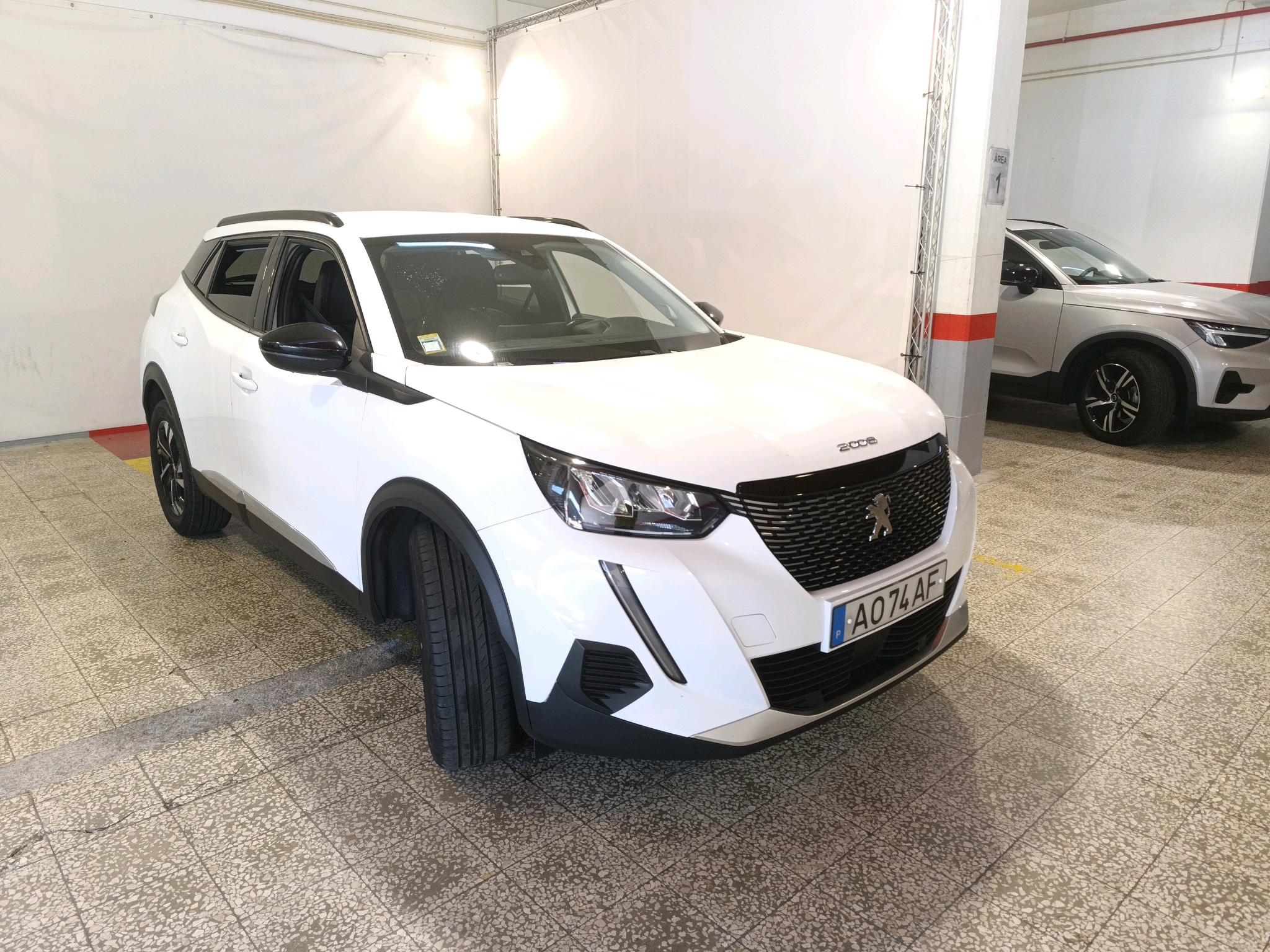 Peugeot 2008 — fotografia 5