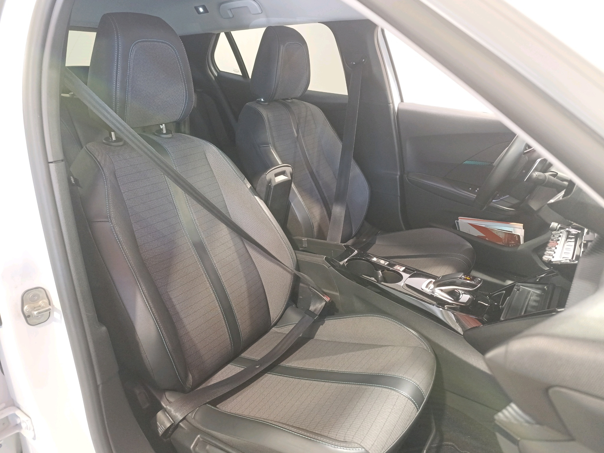 Peugeot 2008 — fotografia 6
