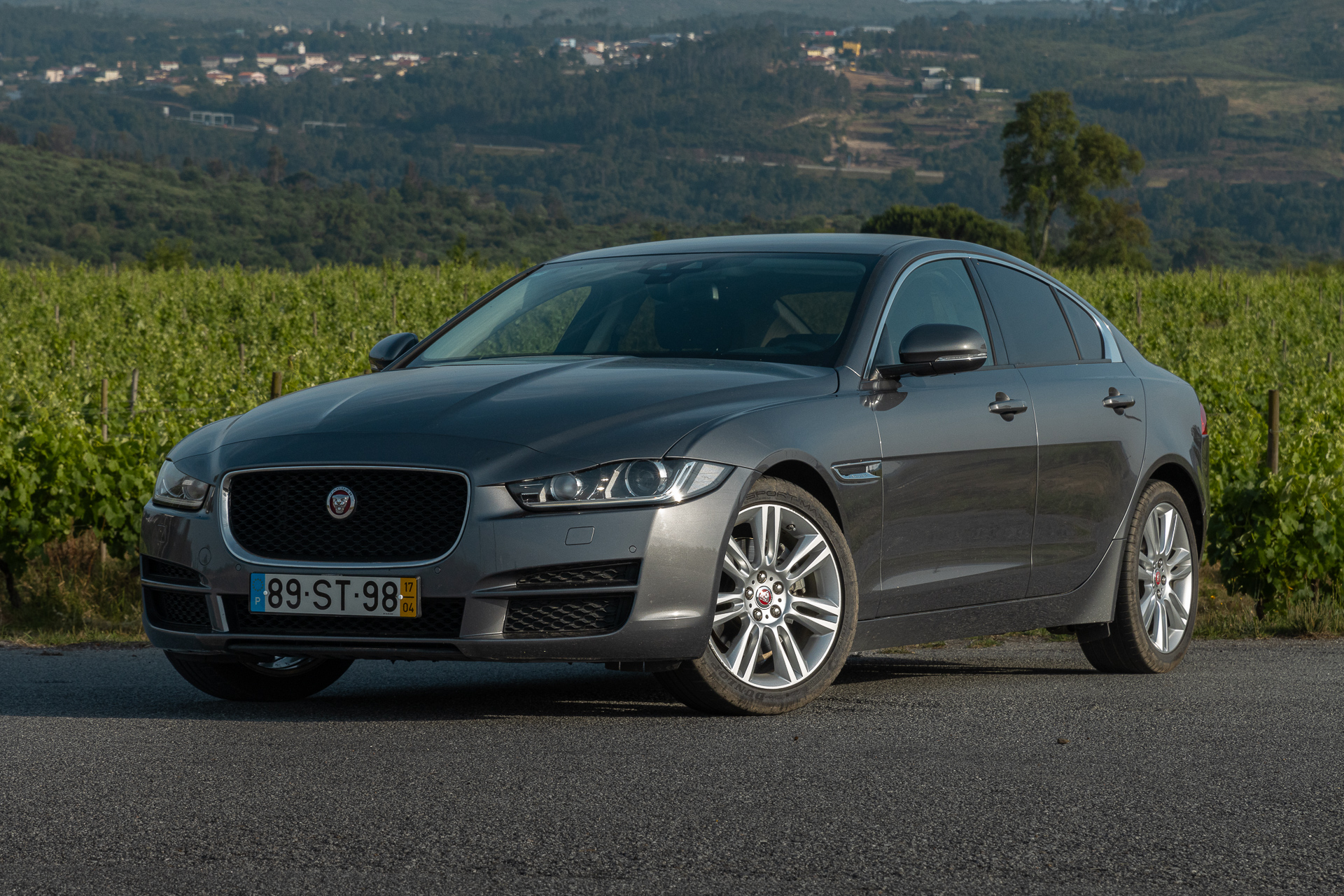 Jaguar XE