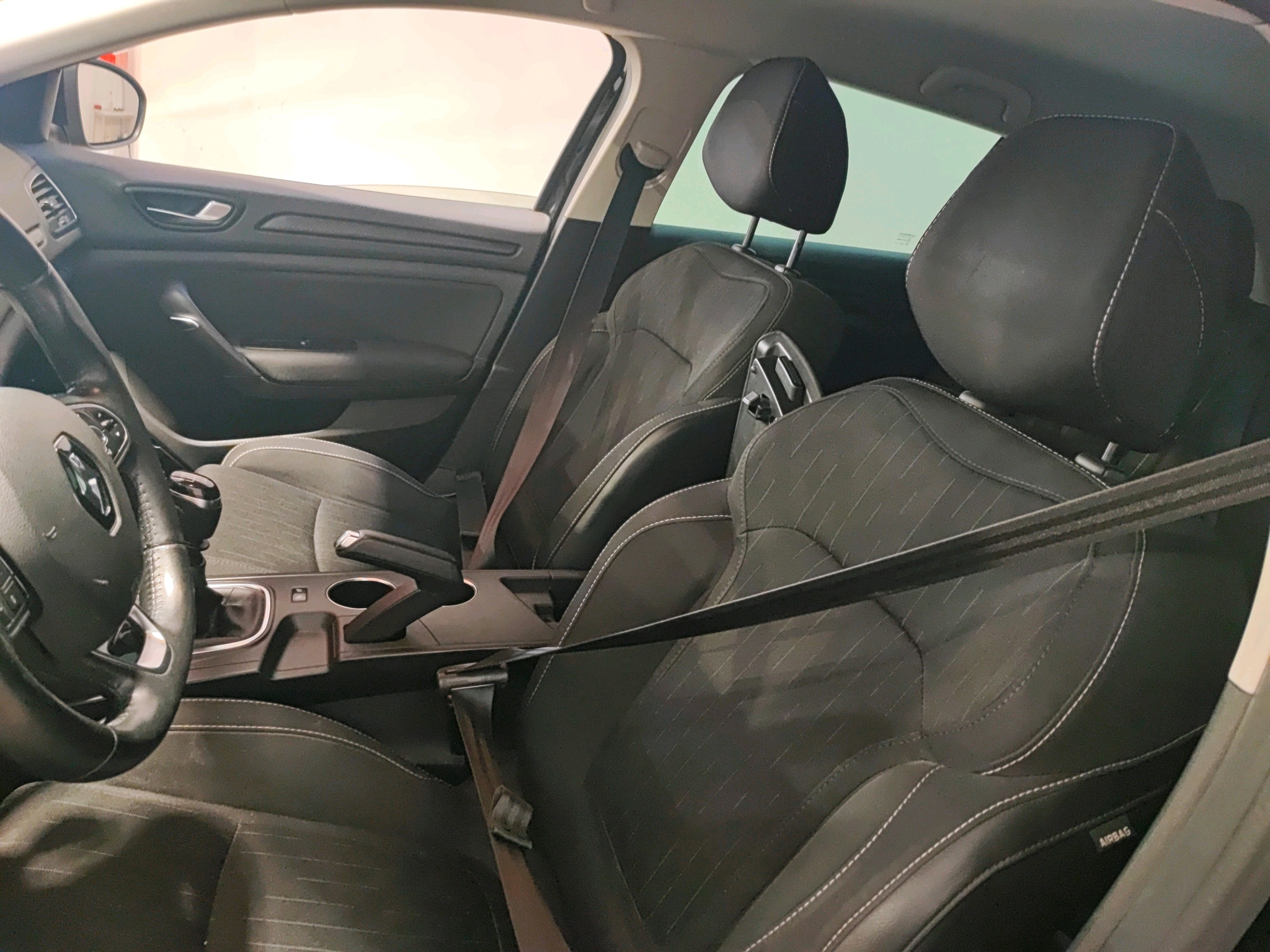Renault Megane — fotografia 5