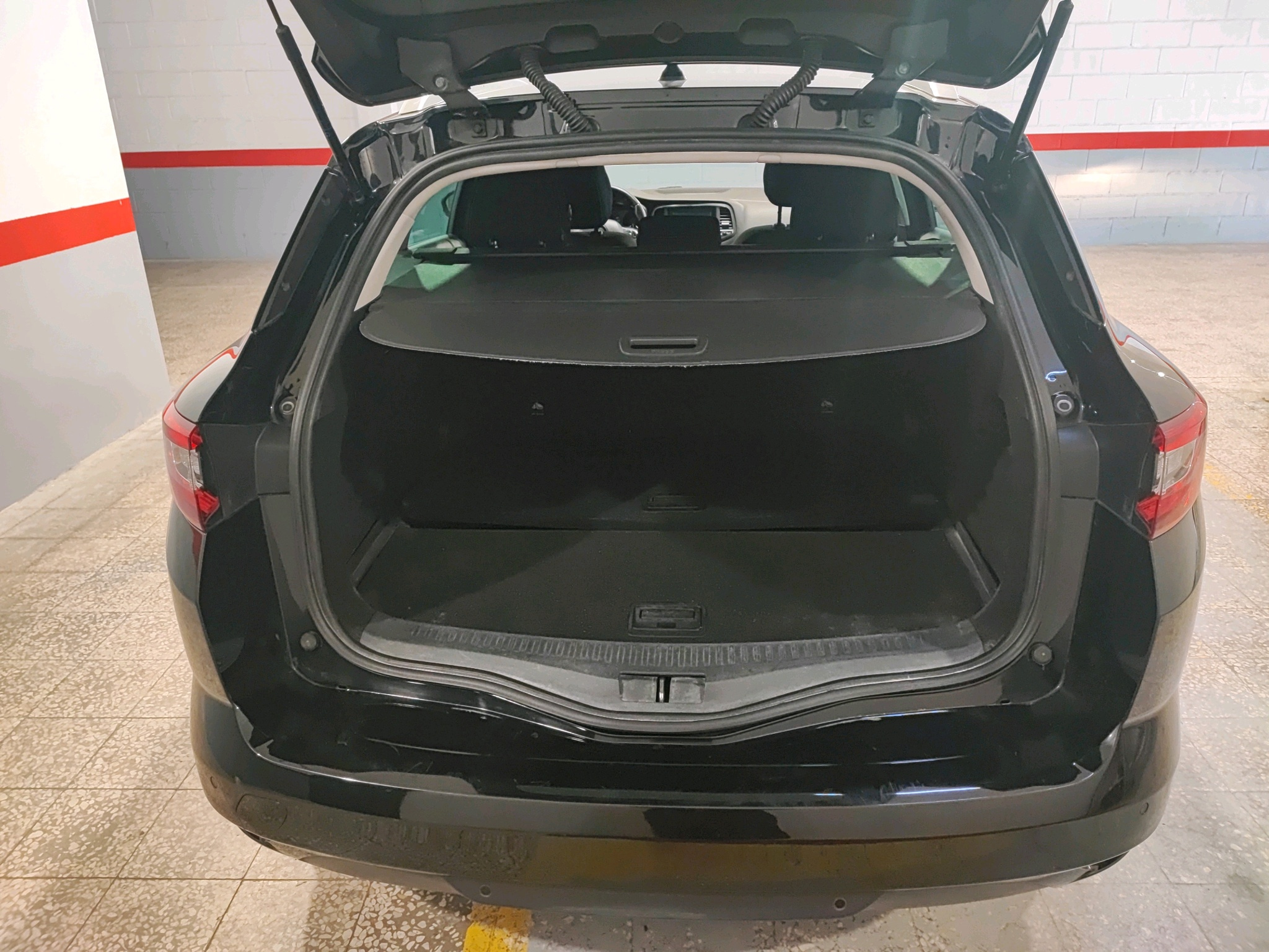 Renault Megane — fotografia 7