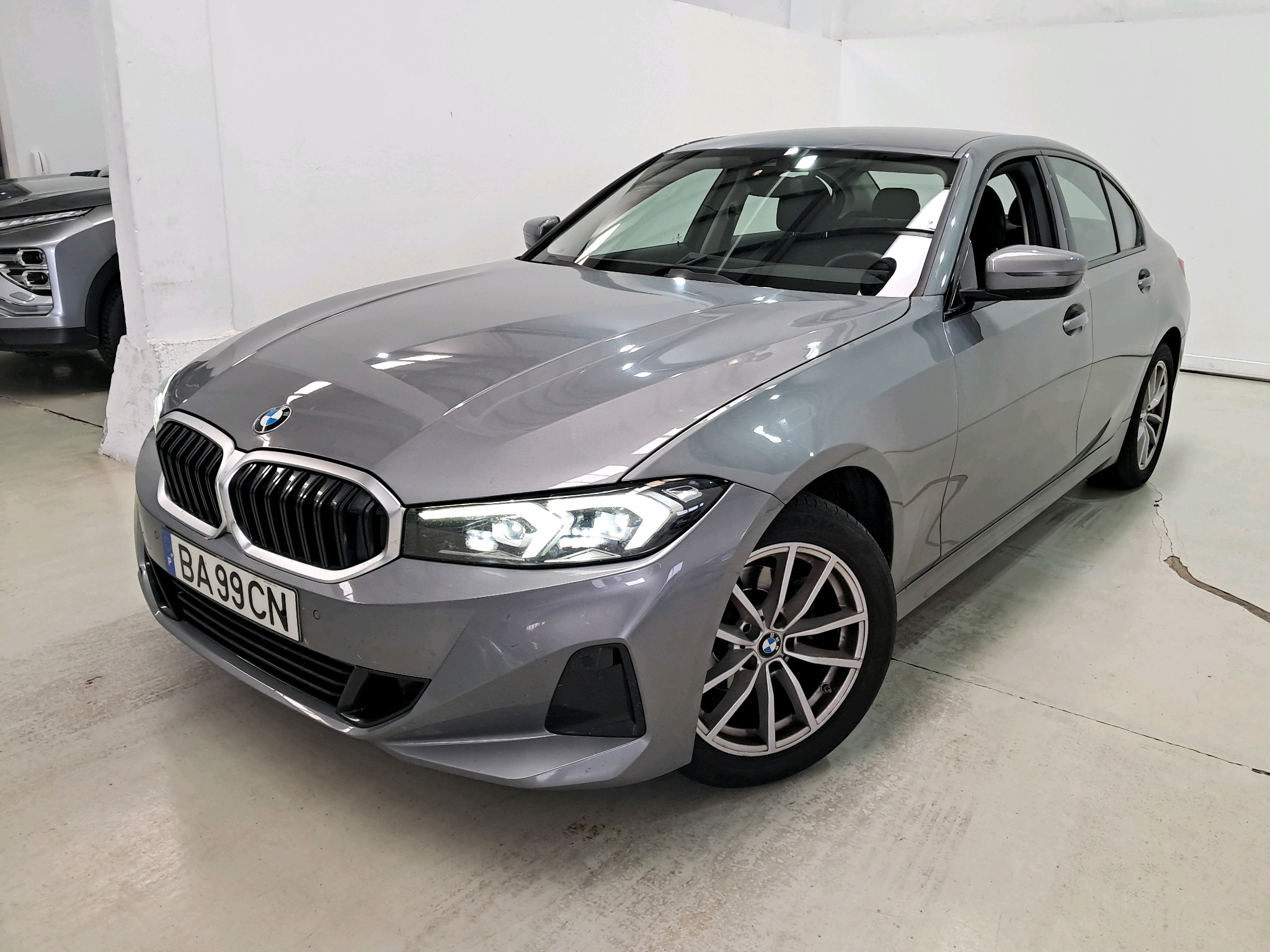 BMW 318d — fotografia 1