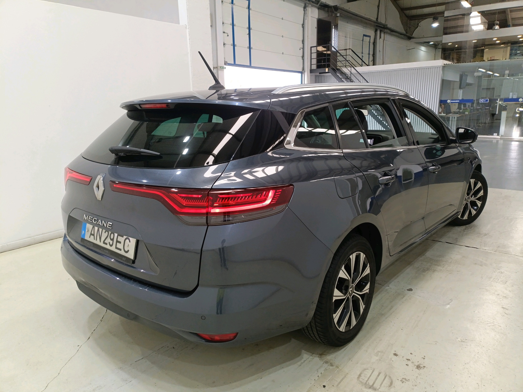 Renault Megane — fotografia 3