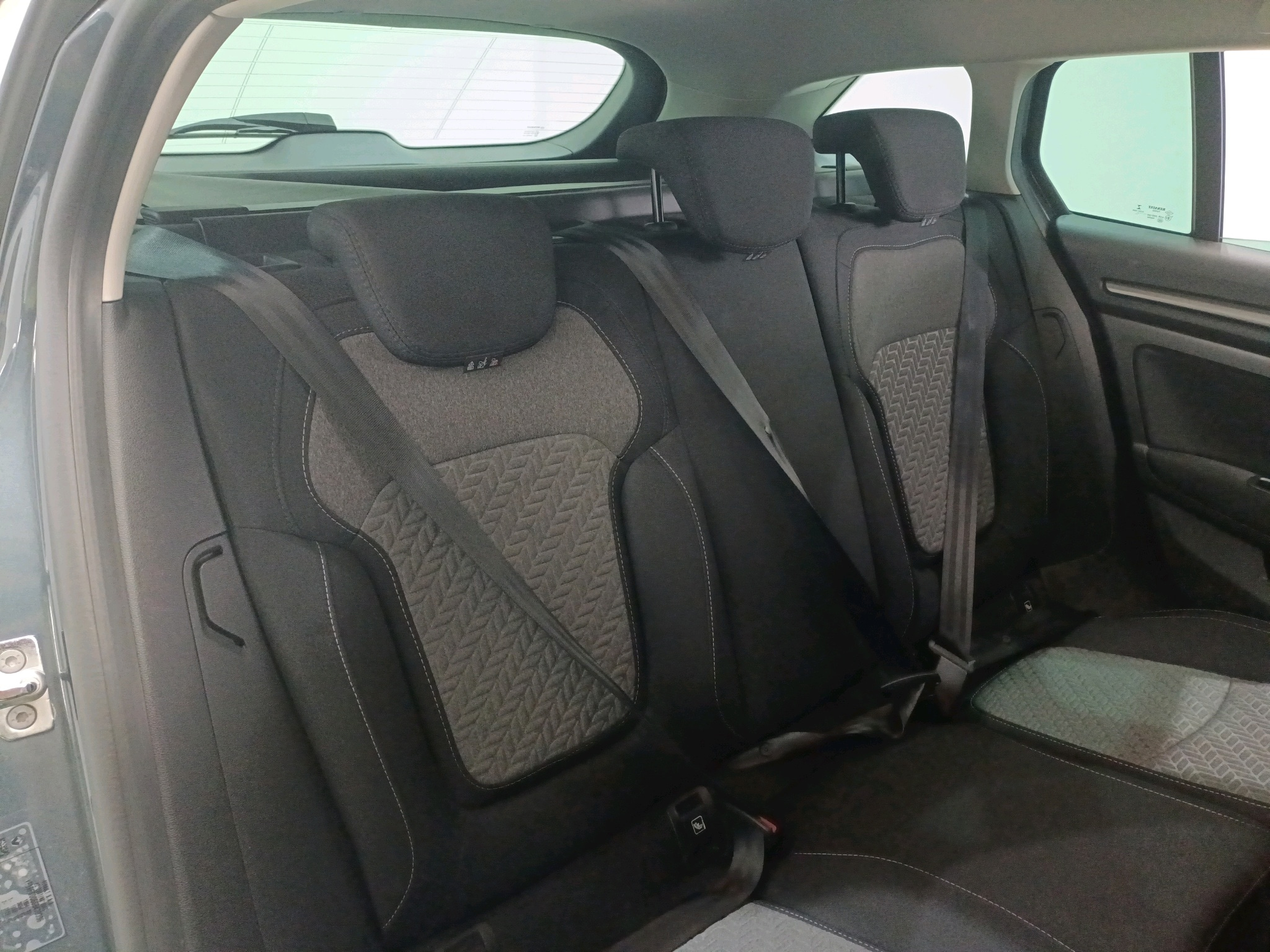 Renault Megane — fotografia 9