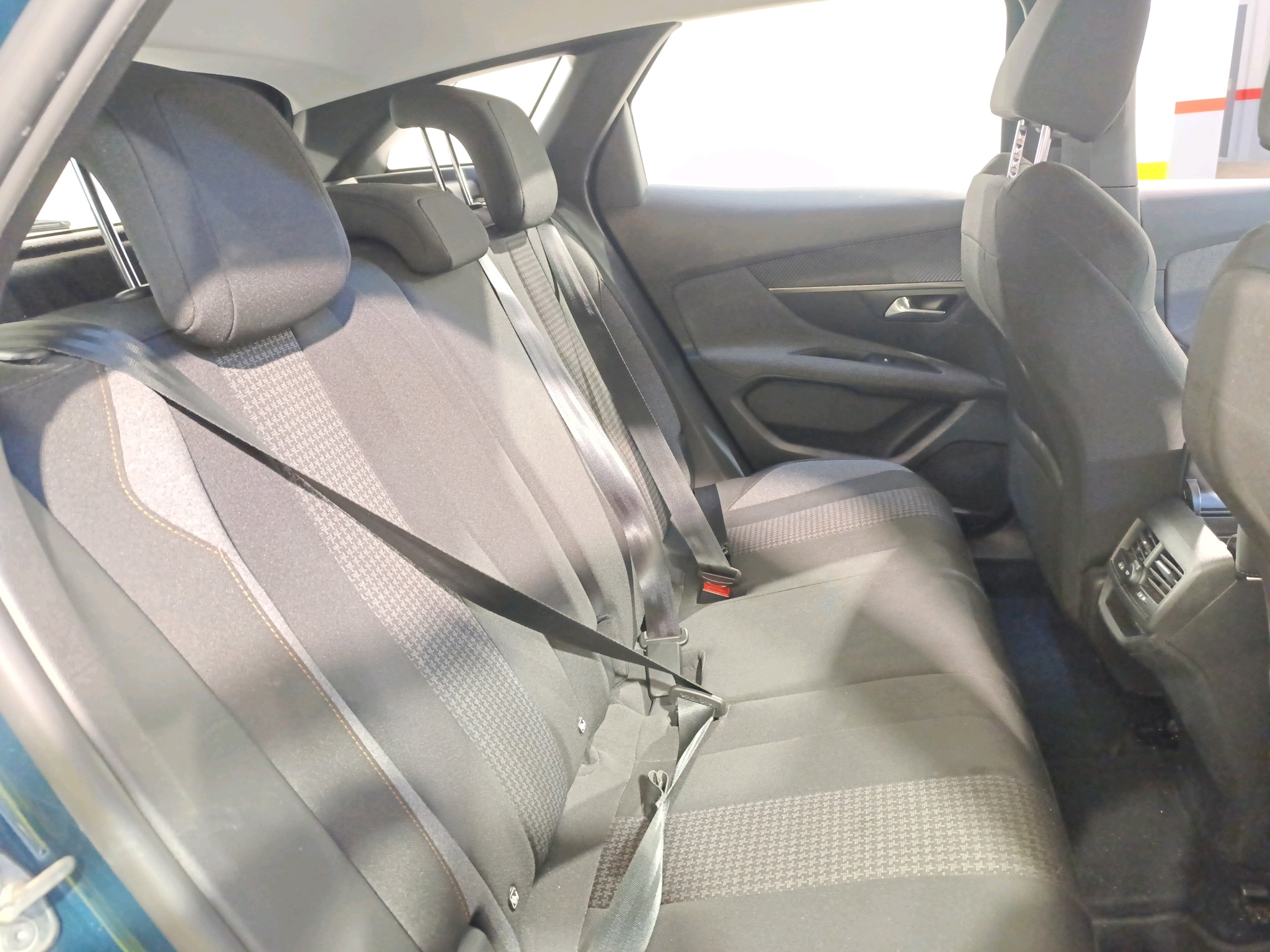Peugeot 3008 — fotografia 8